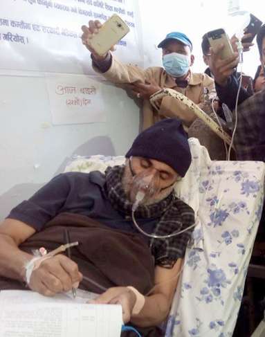 डाक्टर केसीले २२ अौं दिन अनसन तोडे