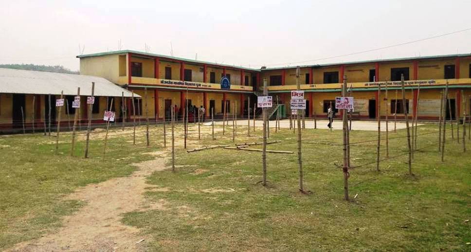 बीस वर्षपछि आज स्थानीय तहको निर्वाचन, आफ्ना प्रतिनिधि छान्दै जनता