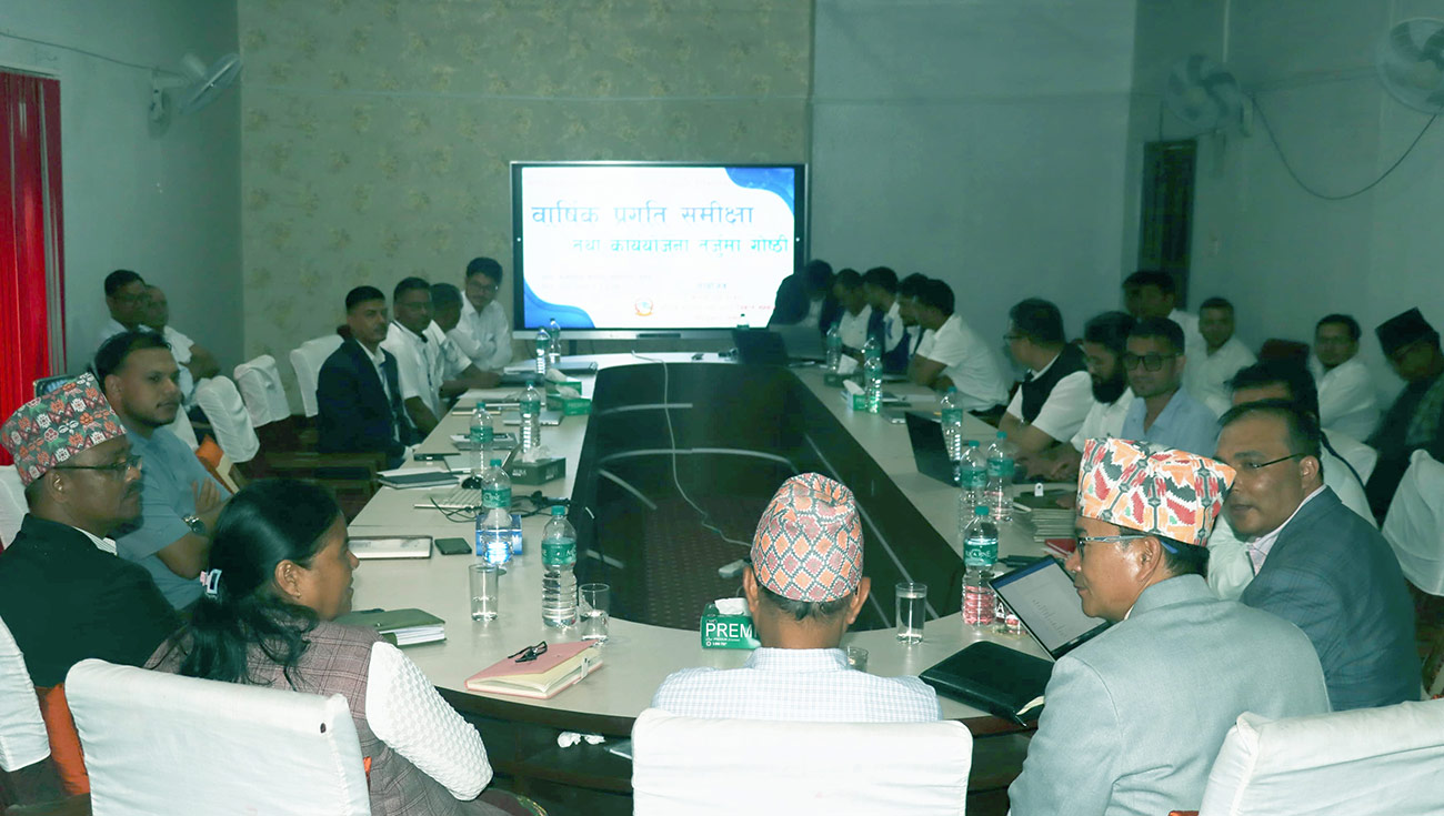 सडक स्तरोन्नतिको सुस्त गति