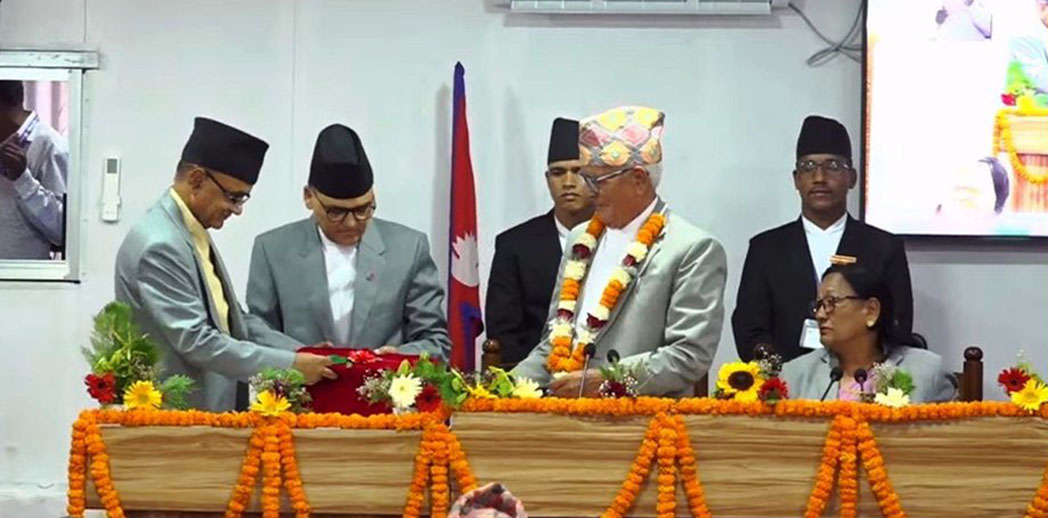 नीति–कार्यक्रम पारित